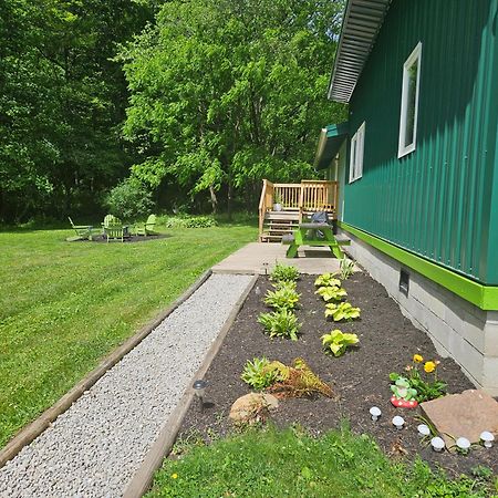 Frog Hollow At Hocking Vacations Logan Eksteriør billede