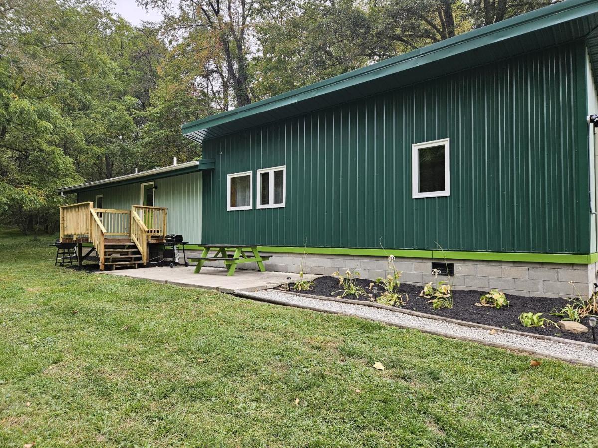 Frog Hollow At Hocking Vacations Logan Eksteriør billede